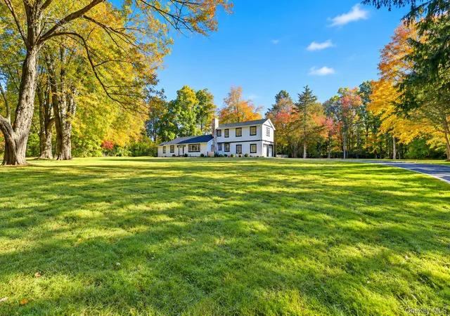 Photo 2 of Single family home for sale at 145 Smith Ridge Rd, Lewisboro, NY 10590 | MLS# 1064566 | Listing updated on 2026-10-28