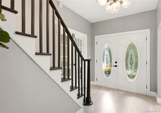 Photo 2 of Single family home for sale at 209 Old Town Rd, Brookhaven, NY 11733 | MLS# 1064577 | Listing updated on 2026-10-25