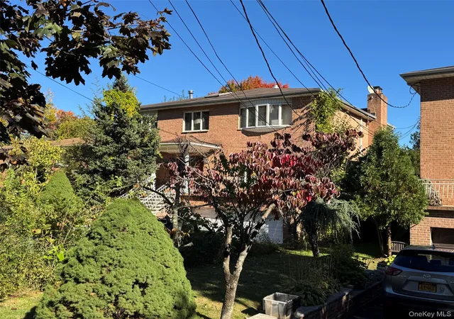 Photo 3 of Single family home for sale at 718 Scarsdale Rd, Yonkers, NY 10707 | MLS# 1064582 | Listing updated on 2026-10-21