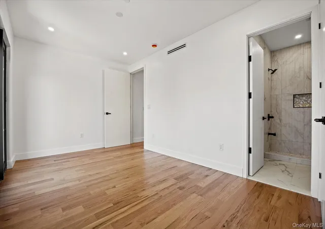 Photo 4 of Manufactured home for sale at 39-43 57th Street, New York, NY 11377 | MLS# 1064631 | Listing updated on 2026-10-28