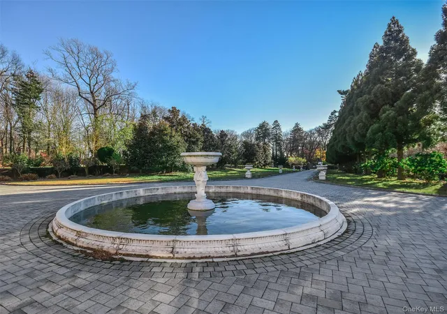 Photo 3 of Mansion for sale at 155 Middle Neck Rd, North Hempstead, NY 11050 | MLS# 1064641 | Listing updated on 2026-10-21