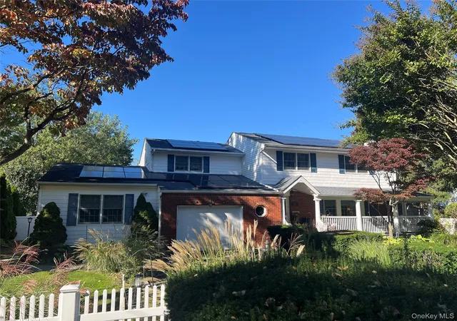 Single family home for sale at 22 Emerson Ave, Babylon, NY 11703 | MLS# 1064661