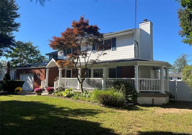 Photo 1 of Single family home for sale at 22 Emerson Ave, Babylon, NY 11703 | MLS# 1064661 | Listing updated on 2026-10-25
