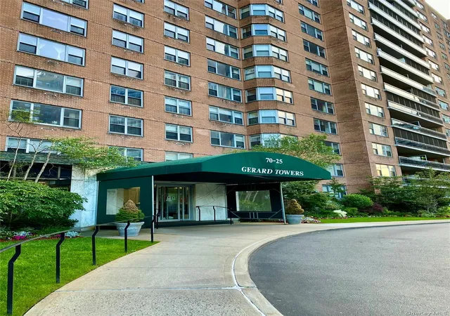 Condo for sale at 70-25 Yellowstone Blvd #8Z, New York, NY 11375 | MLS# 1064663