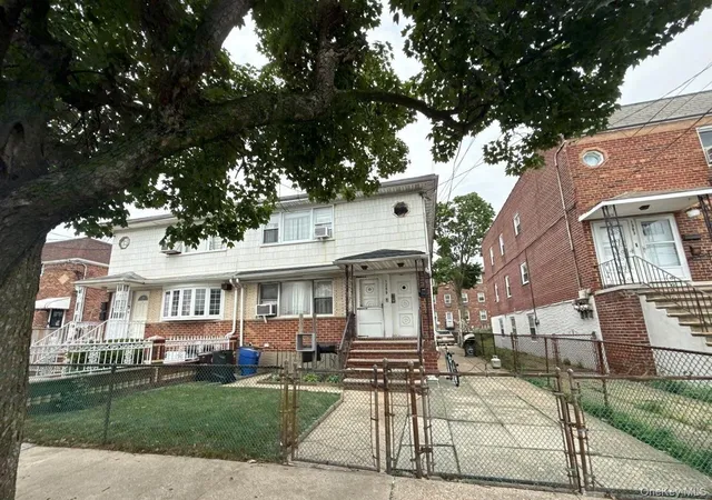 Photo 2 of House for sale at 1299 E 92nd Street, New York, NY 11236 | MLS# 1064676 | Listing updated on 2026-10-21