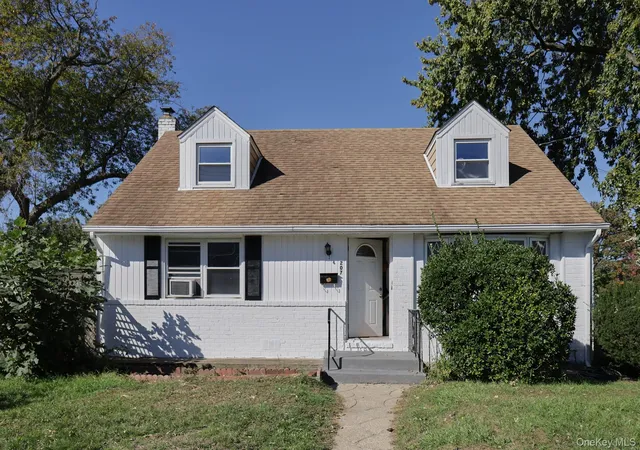 Single family home for sale at 207 Courthouse Rd, Hempstead, NY 11010 | MLS# 1064711