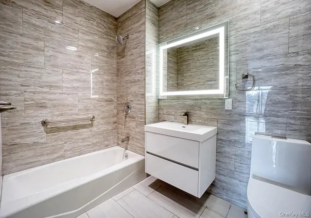 Photo 4 of Condo for sale at 2806 21st Street #2FA, New York, NY 11102 | MLS# 1064759 | Listing updated on 2026-10-22