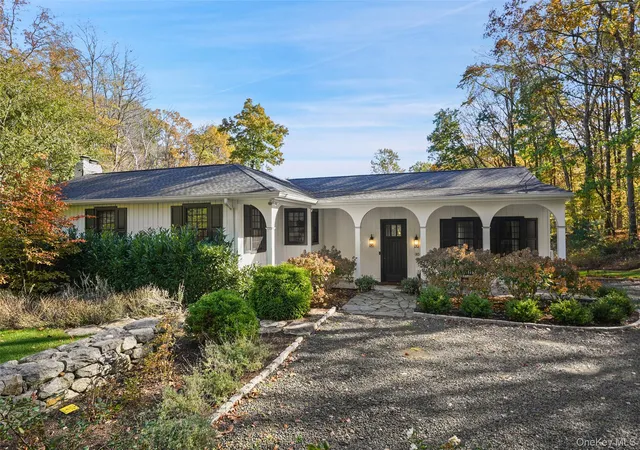 Photo 3 of Single family home for sale at 92 East St, Lewisboro, NY 10590 | MLS# 1064764 | Listing updated on 2026-10-25