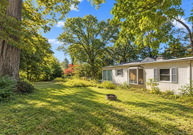 Photo 3 of Single family home for sale at 55 Overlook Rd N, North Castle, NY 10603 | MLS# 1064800 | Listing updated on 2026-10-21