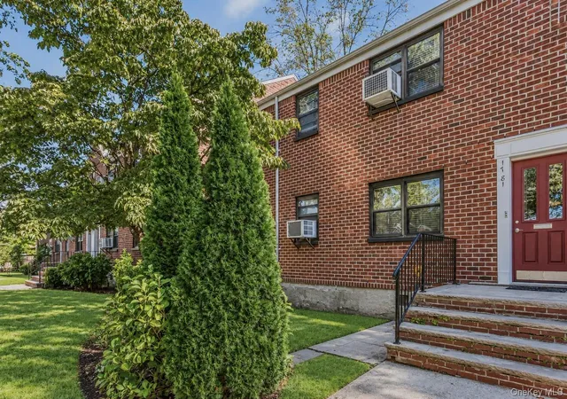 Photo 1 of House for sale at 17-81 166th Street #3-27, New York, NY 11357 | MLS# 1064806 | Listing updated on 2026-10-21