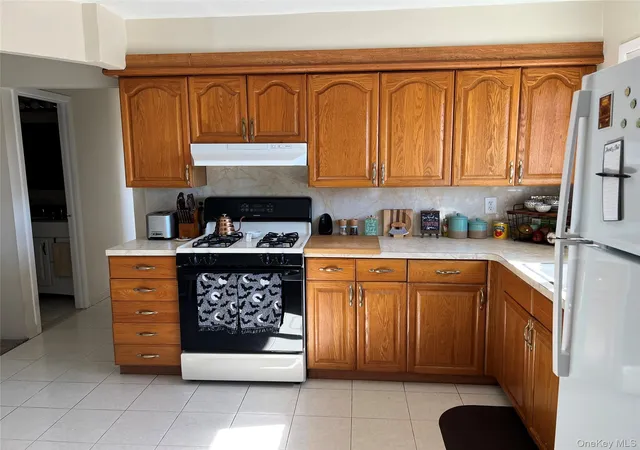 Photo 4 of House for sale at 151-45 81st Street, New York, NY 11414 | MLS# 1064810 | Listing updated on 2026-10-22