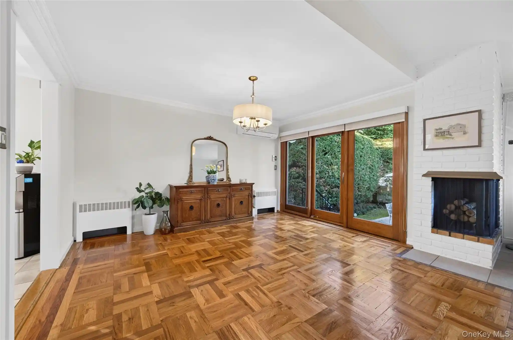 Photo 4 of Single family home for sale at 214 Wetherill Rd, Hempstead, NY 11530 | MLS# 1064831 | Listing updated on 2026-10-24