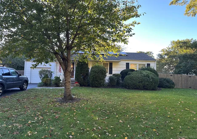 Single family home for sale at 26 William St, Brookhaven, NY 11776 | MLS# 1064835