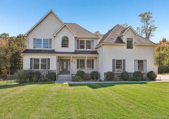 Photo 1 of Single family home for sale at 12 Callaway Dr, Monroe, NY 10950 | MLS# 1064956 | Listing updated on 2026-10-25