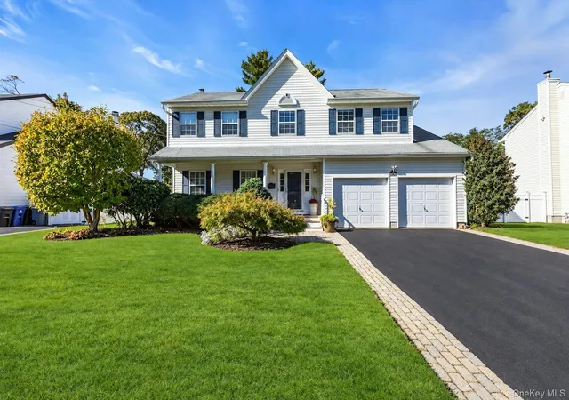 Single family home for sale at 82 Division Ave, Islip, NY 11730 | MLS# 1064967