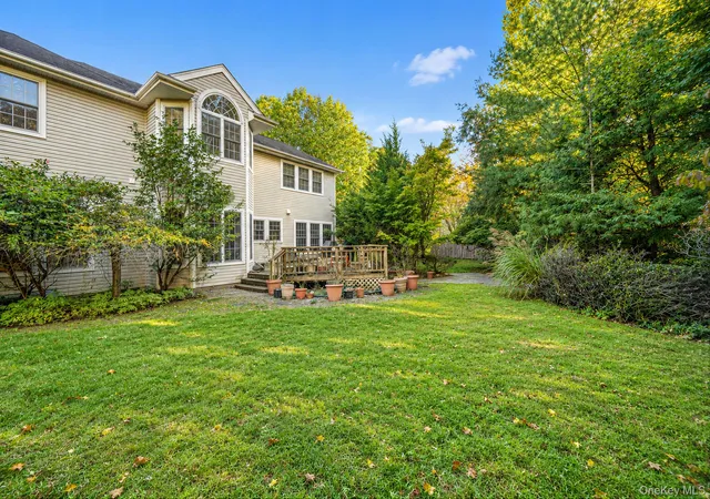 Photo 1 of Single family home for sale at 9 Cobbler Ln, Brookhaven, NY 11733 | MLS# 1065010 | Listing updated on 2026-10-25