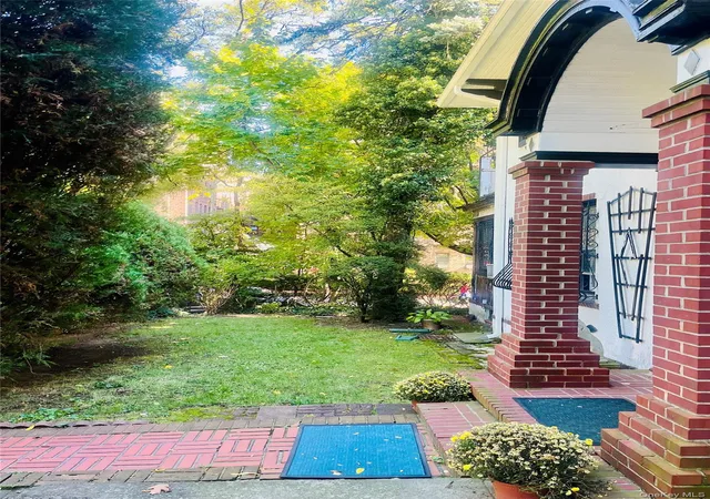 Photo 2 of Single family home for sale at 11536 Mayfair Rd, New York, NY 11418 | MLS# 1065027 | Listing updated on 2026-10-25