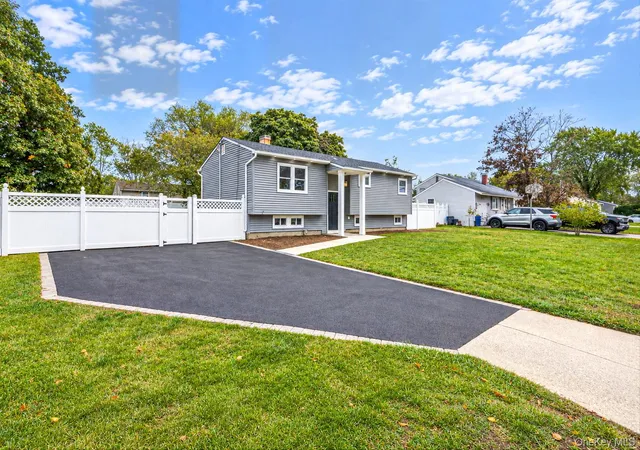 Photo 1 of Single family home for sale at 3115 Eagle Ave, Medford, NY 11763 | MLS# 1065041 | Listing updated on 2026-10-27