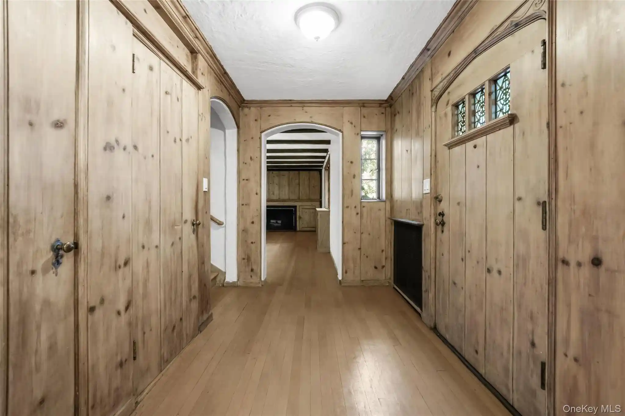 Photo 4 of Single family home for sale at 359 Ridge Rd, New York, NY 11363 | MLS# 1065059 | Listing updated on 2026-10-25