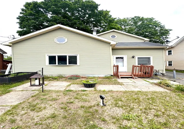 Photo 1 of Single family home for sale at 26 Peenpack Trl, Deerpark, NY 12746 | MLS# 1065078 | Listing updated on 2026-10-23