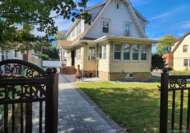 Photo 4 of Single family home for sale at 6-16 129th, New York, NY 11356 | MLS# 1065086 | Listing updated on 2026-10-29