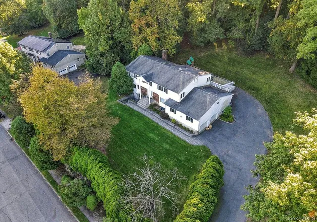 Photo 1 of Single family home for sale at 20 Algonquin Cir, Ramapo, NY 10952 | MLS# 1065112 | Listing updated on 2026-10-29