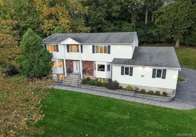 Photo 2 of Single family home for sale at 20 Algonquin Cir, Ramapo, NY 10952 | MLS# 1065112 | Listing updated on 2026-10-29