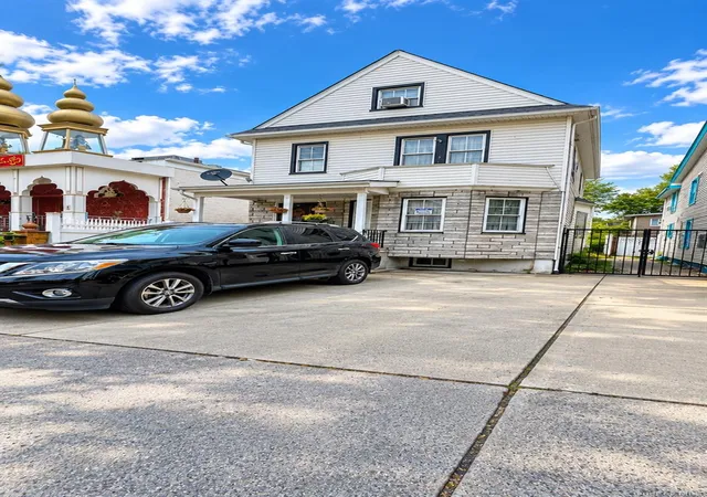 Photo 1 of Single family home for sale at 9249 172nd Street, New York, NY 11433 | MLS# 1065127 | Listing updated on 2026-10-22