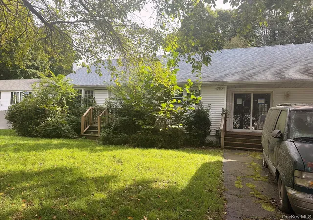 Photo 1 of Single family home for sale at 16 School St, Cortlandt, NY 10567 | MLS# 1065131 | Listing updated on 2026-10-23