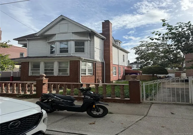 Multi family home for sale at 635 E 38th Street, New York, NY 11203 | MLS# 1065148