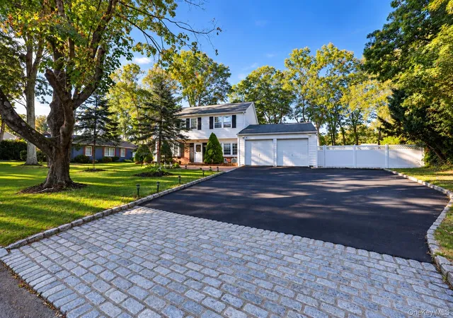 Photo 1 of Single family home for sale at 50 Bonnie Ln, Brookhaven, NY 11790 | MLS# 1065170 | Listing updated on 2026-10-29