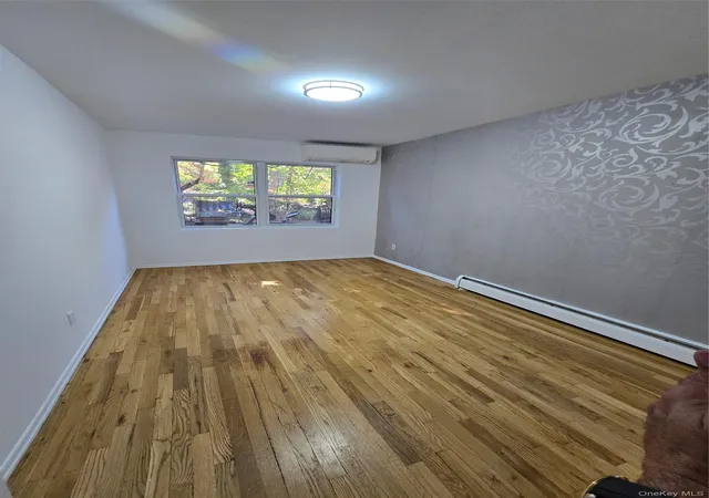 Photo 4 of House for sale at 135-30 82nd Avenue, New York, NY 11435 | MLS# 1065175 | Listing updated on 2026-10-23