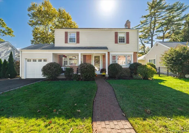 Photo 1 of Single family home for sale at 481 S Wood Rd, Hempstead, NY 11570 | MLS# 1065188 | Listing updated on 2026-10-28