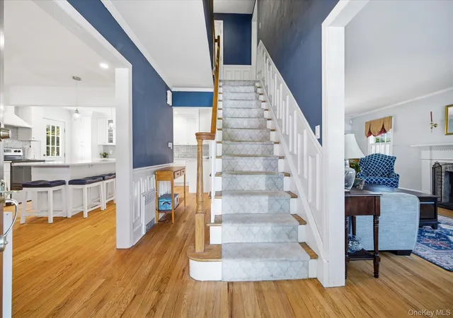 Photo 3 of Single family home for sale at 481 S Wood Rd, Hempstead, NY 11570 | MLS# 1065188 | Listing updated on 2026-10-28