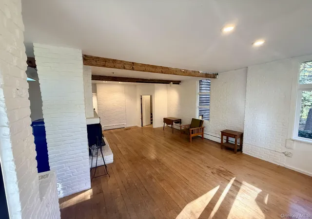 Photo 4 of Single family home for sale at 22 Elizabeth Pl, North Castle, NY 10504 | MLS# 1065214 | Listing updated on 2026-10-28