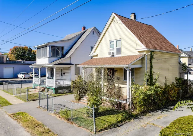Photo 3 of Single family home for sale at 46 Seward Ave, Port Jervis, NY 12771 | MLS# 1065312 | Listing updated on 2026-10-26