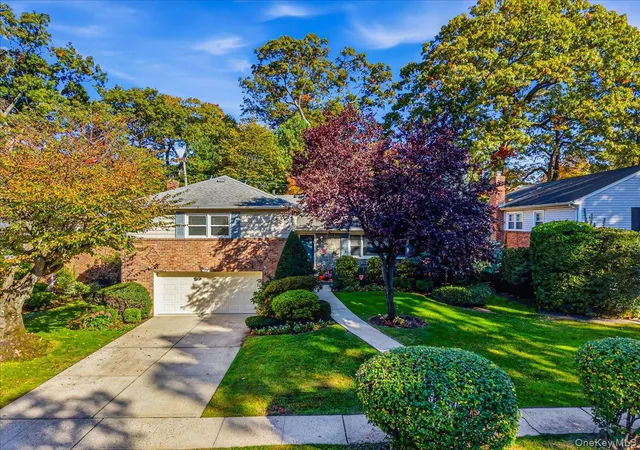 Photo 1 of Single family home for sale at 109 Reeve Rd, Hempstead, NY 11570 | MLS# 1065333 | Listing updated on 2026-10-28