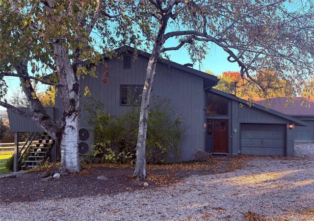 Photo 3 of Single family home for sale at 17 Frese Rd, Hudson, NY 12534 | MLS# 1065354 | Listing updated on 2026-10-27
