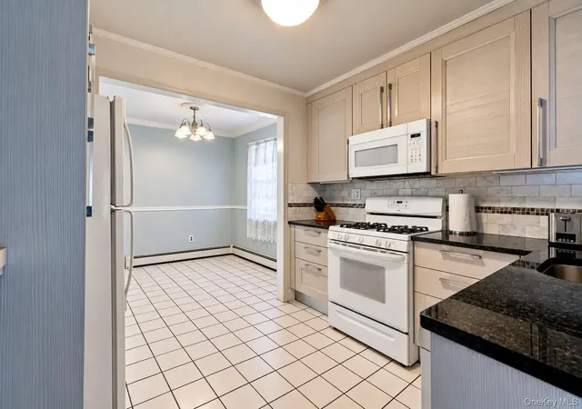 Photo 2 of Multi family home for sale at 146 Overlook St, Mount Vernon, NY 10552 | MLS# 1065385 | Listing updated on 2026-10-24