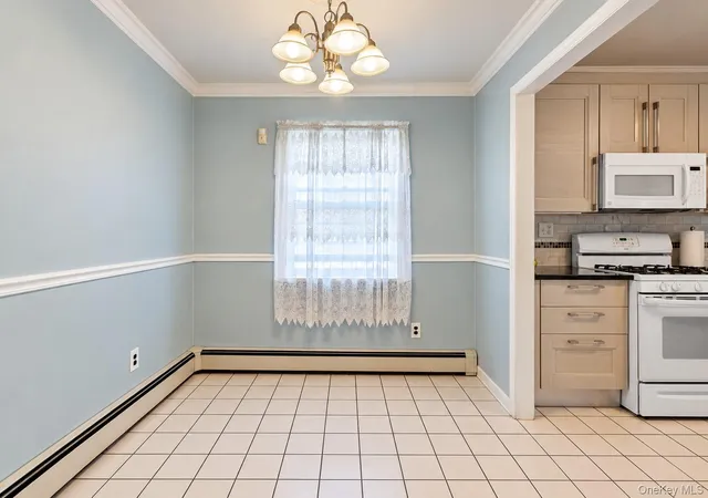 Photo 3 of House for sale at 146 Overlook St, Mount Vernon, NY 10552 | MLS# 1065385 | Listing updated on 2026-10-24