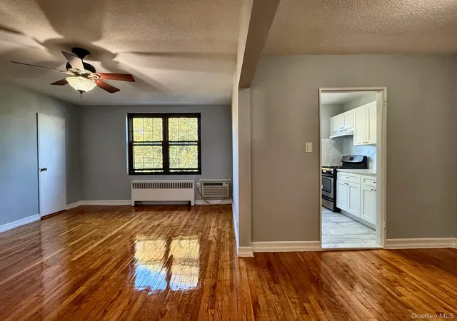 Photo 4 of Condo for sale at 70-43 E Park Dr #B, New York, NY 11367 | MLS# 1065425 | Listing updated on 2026-10-25