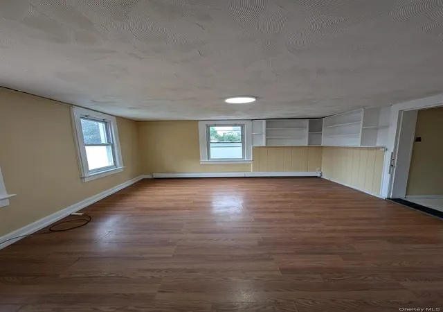 Photo 1 of House for sale at 49 E John St, Oyster Bay, NY 11801 | MLS# 1065434 | Listing updated on 2026-10-30