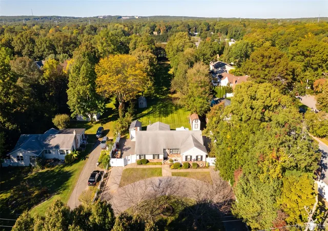 Photo 1 of Single family home for sale at 85 Robinson Ave, Brookhaven, NY 11763 | MLS# 1065440 | Listing updated on 2026-10-24