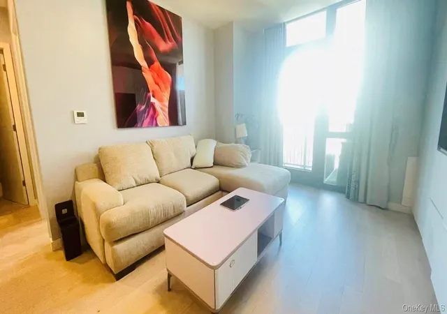 Condo for sale at 131-02a 40th Road #15J, New York, NY 11354 | MLS# 1065453