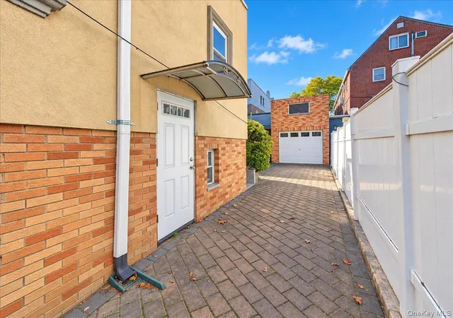 Photo 4 of House for sale at 61-28 56th Avenue, New York, NY 11378 | MLS# 1065454 | Listing updated on 2026-10-25