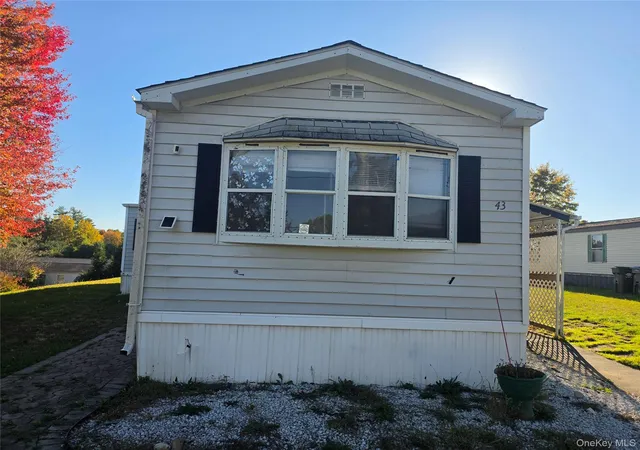 Photo 2 of Manufactured home for sale at 43 Ponderosa Rd, Mamakating, NY 12721 | MLS# 1065478 | Listing updated on 2026-10-22