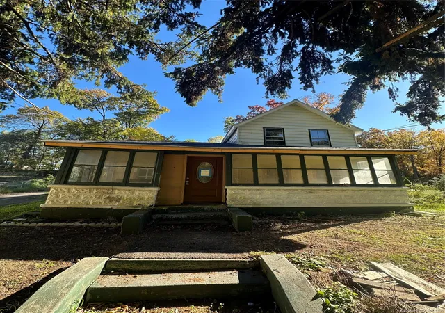 Single family home for sale at 51 Martins Hl Rd, Albany, NY 12143 | MLS# 1065512