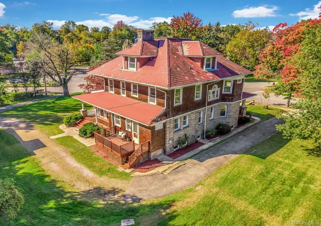 Photo 4 of Single family home for sale at 43 Broadview Ave, New Rochelle, NY 10804 | MLS# 1065528 | Listing updated on 2026-10-25