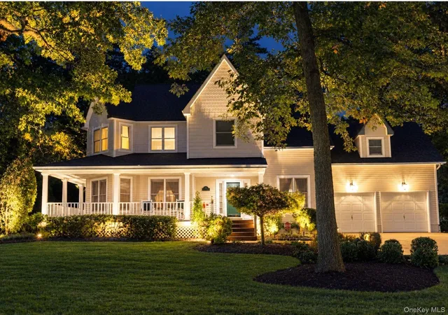 Photo 1 of Single family home for sale at 1140 Merritts Rd, Oyster Bay, NY 11735 | MLS# 1065545 | Listing updated on 2026-10-25