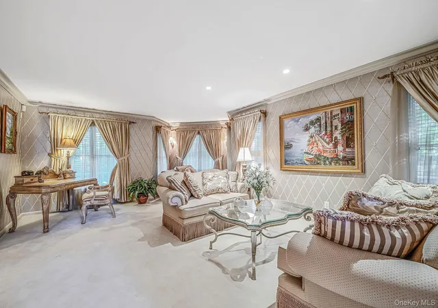 Photo 4 of Single family home for sale at 1140 Merritts Rd, Oyster Bay, NY 11735 | MLS# 1065545 | Listing updated on 2026-10-25